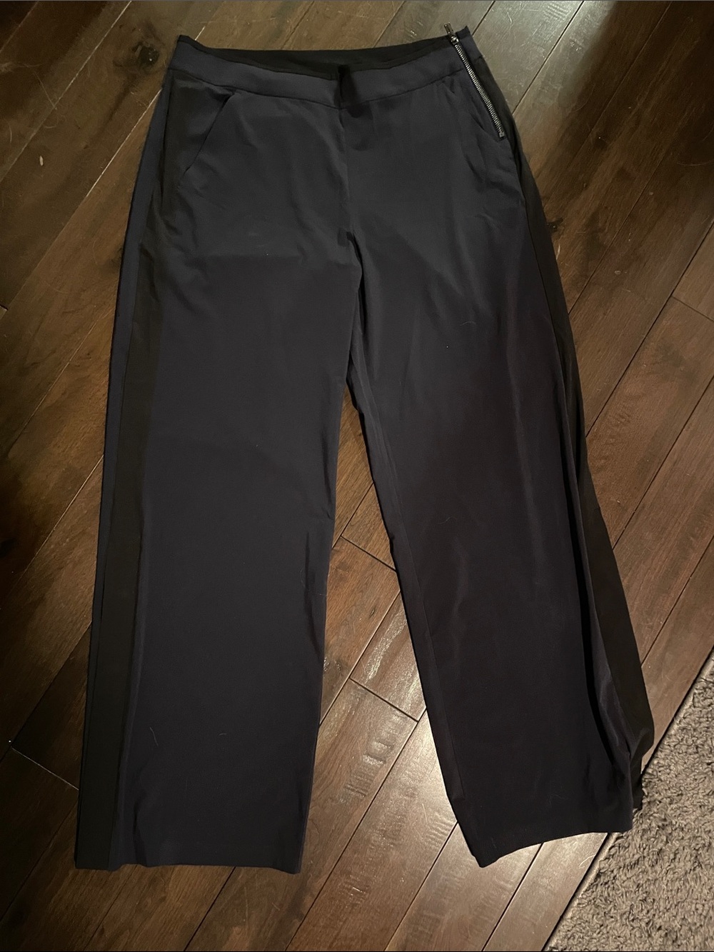 Women’s Navy Wide-Leg Pants Athleta size 10